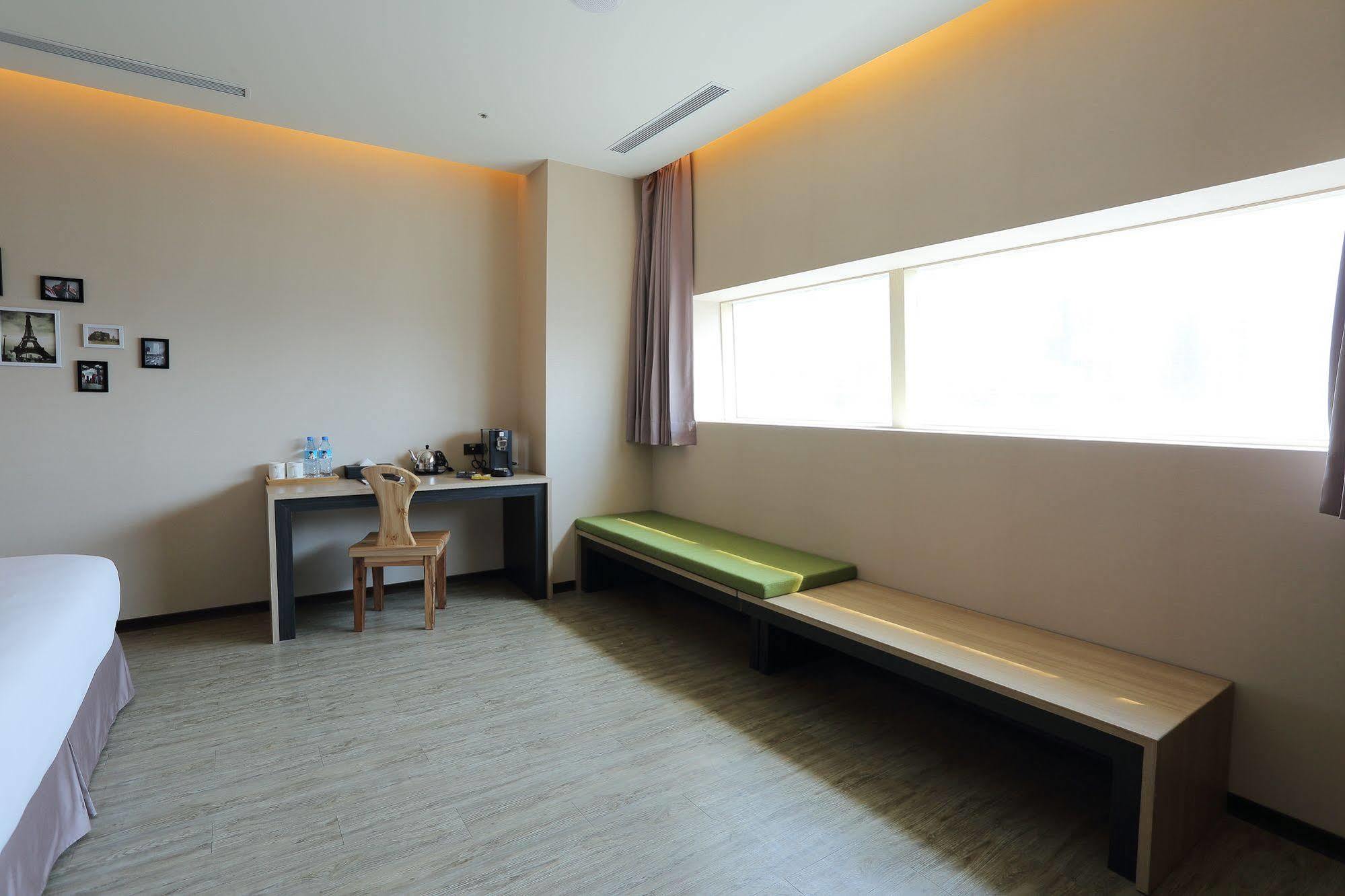 Mingli Hotel Kaohsziung Kültér fotó